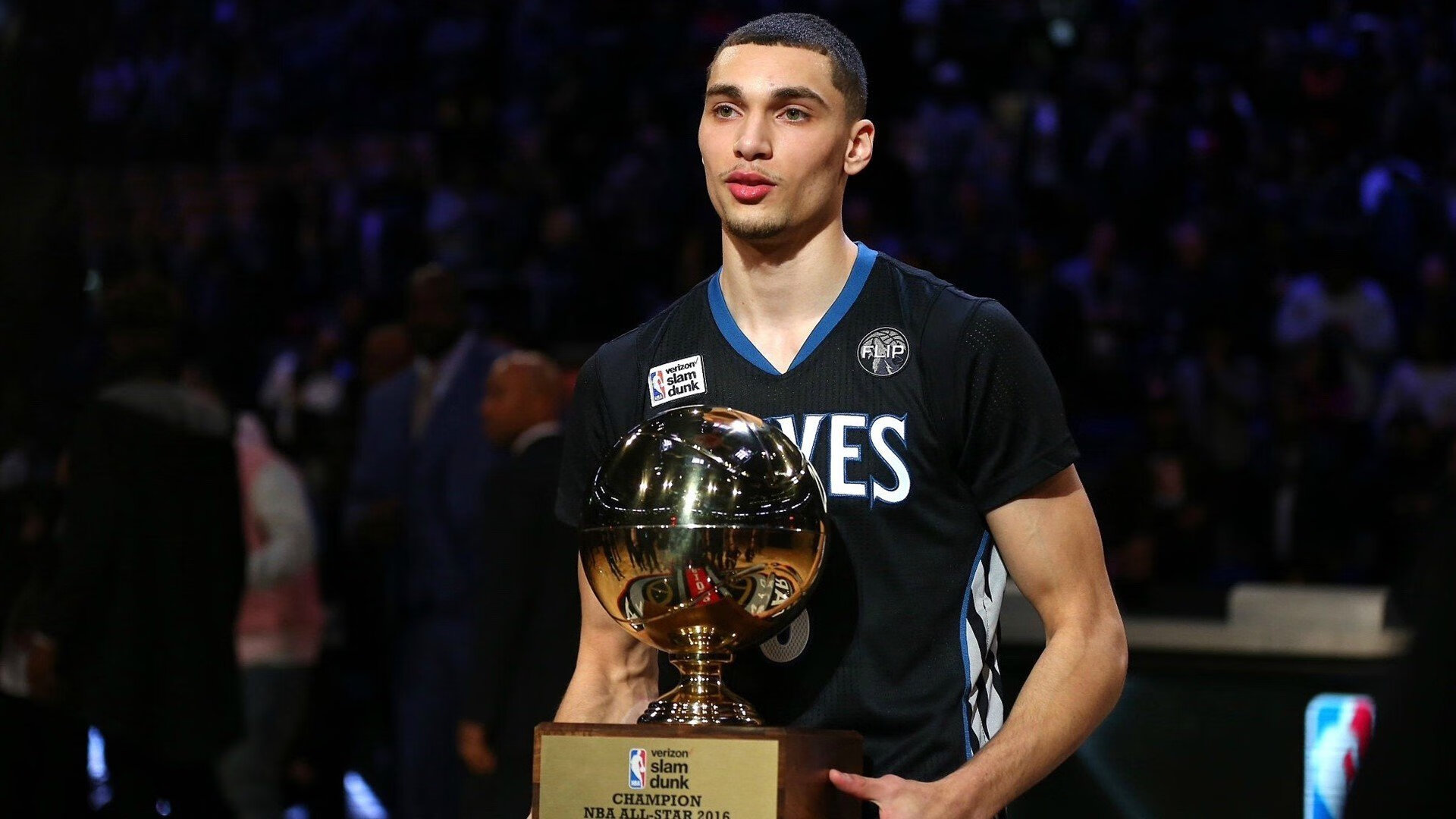 塔特的突破与传球，帮助袋鼠队连续赢得关键比赛